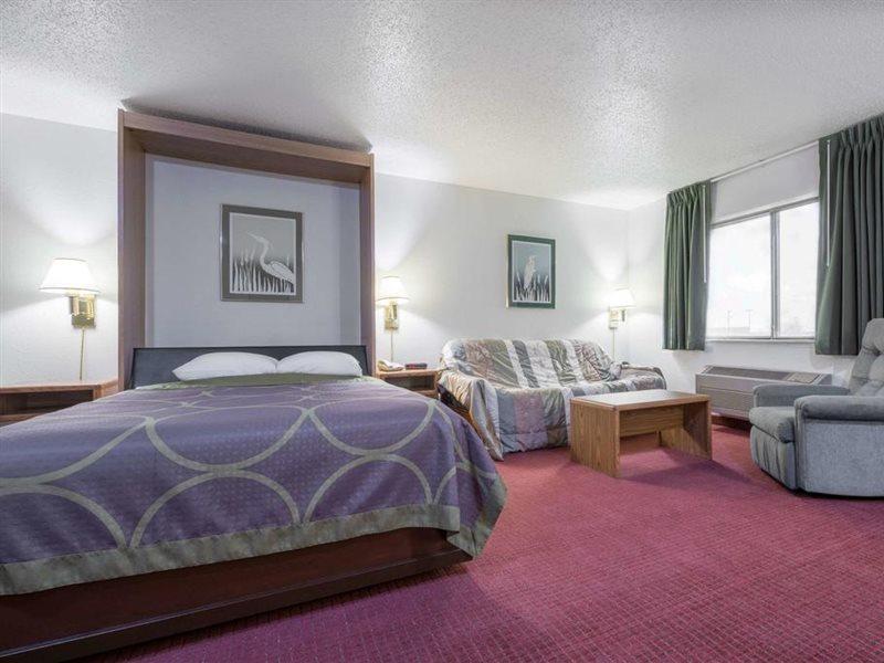 Super 8 by Wyndham Fond Du Lac Exterior foto